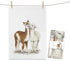 Weißes MALUU Baumwolle Geschirrtuch mit dem Aquarell-Motiv Alpaca Amigos, das zwei flauschige Alpakas nebeneinander zeigt.