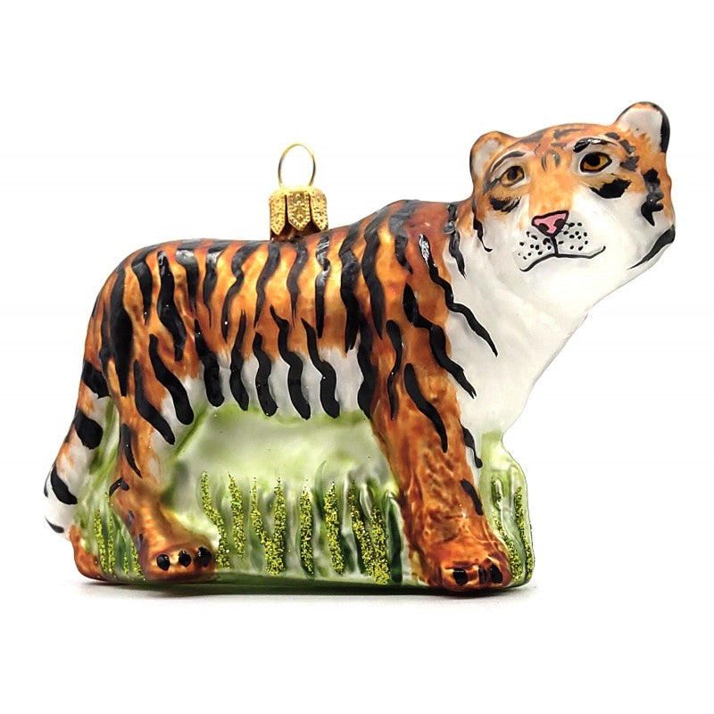 ein Tiger als Weihnachtskugel.